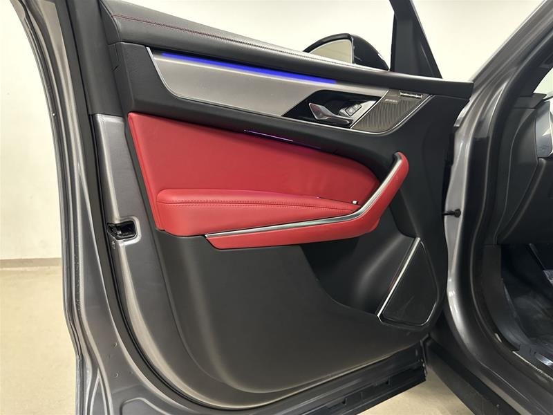 2024 Jaguar F-PACE P250 R-DYNAMIC S-6