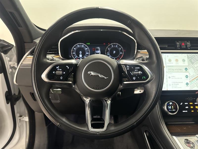 2024 Jaguar F-PACE P250 R-DYNAMIC S-11