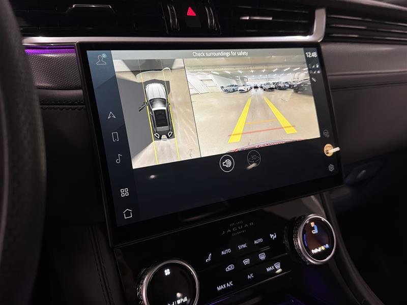 2024 Jaguar F-PACE P 550 SVR-8