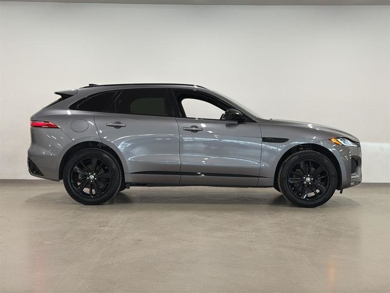 2024 Jaguar F-PACE P250 R-DYNAMIC S-2
