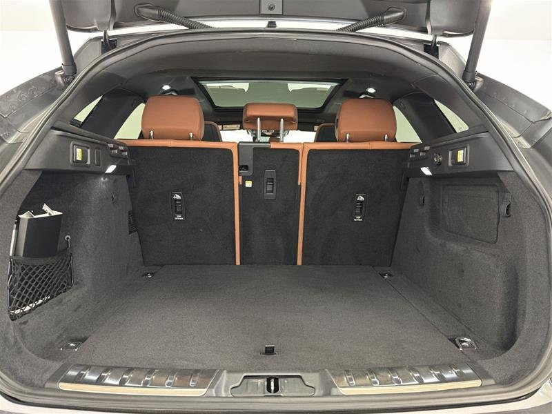 Jaguar F-PACE P250 R-DYNAMIC S 2024-15