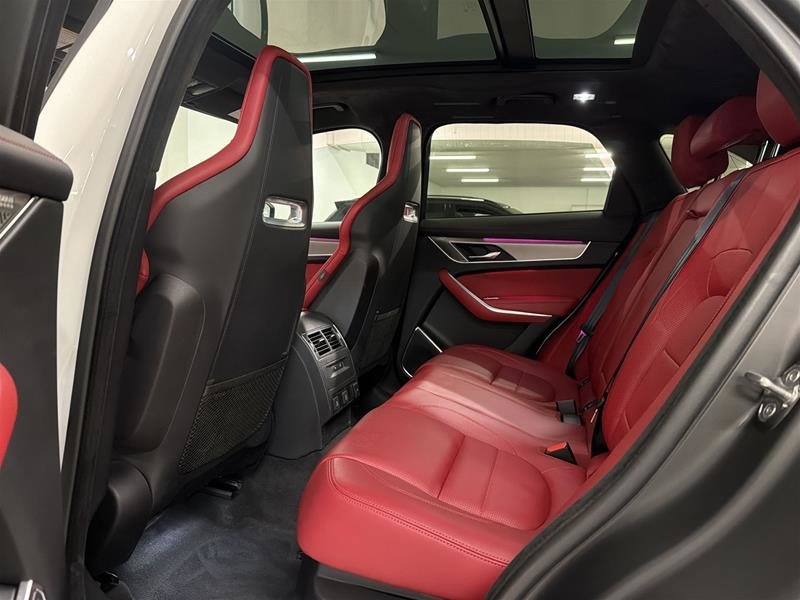 Jaguar F-PACE P400 R-Dynamic S Auto 2025-14