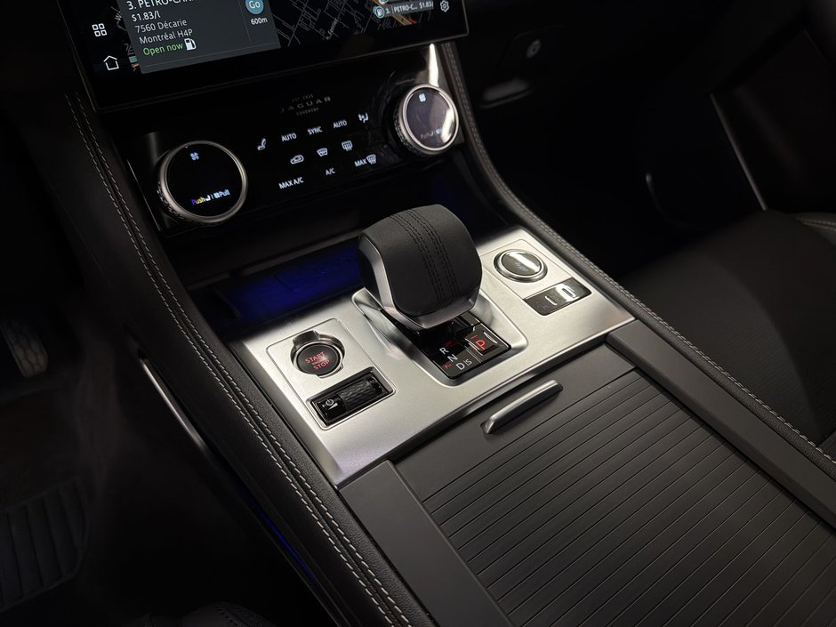 2026 Jaguar F-PACE P250 R-Dynamic S Auto-24