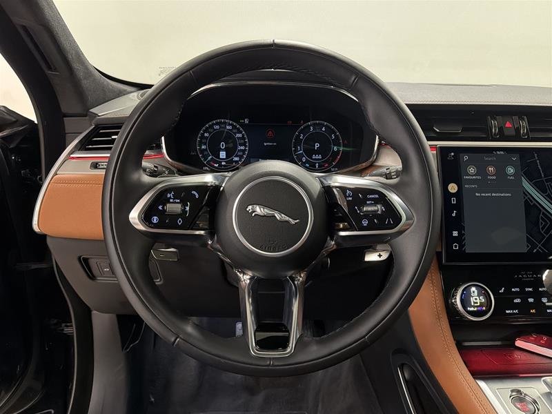2026 Jaguar F-PACE P250 R-Dynamic S Auto-12