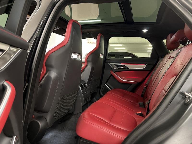 Jaguar F-PACE P250 R-Dynamic S Auto 2026-13