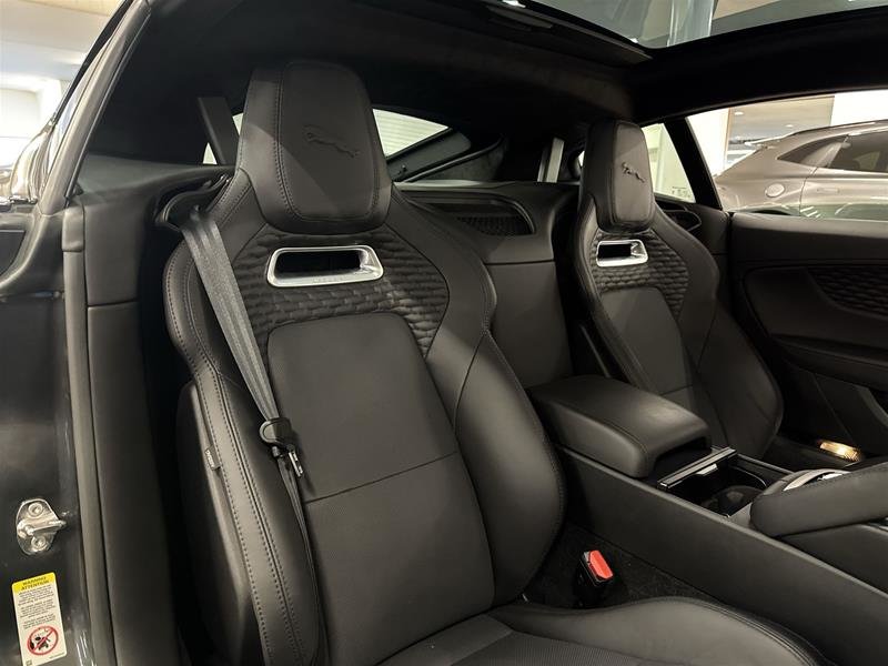 Jaguar F-Type Coupe P450 75 AWD 2024-16