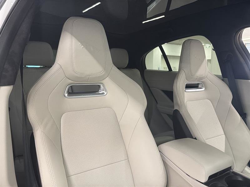 2024 Jaguar I-PACE R-Dynamic HSE (2)-15