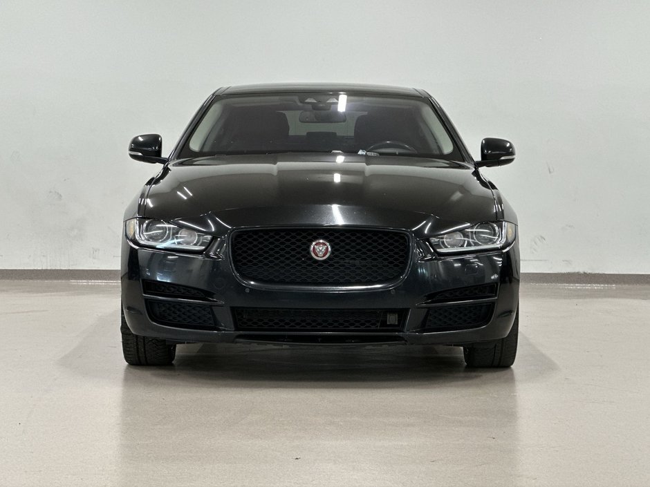 Jaguar XE 20d 2.0L AWD Prestige (2) 2018-9