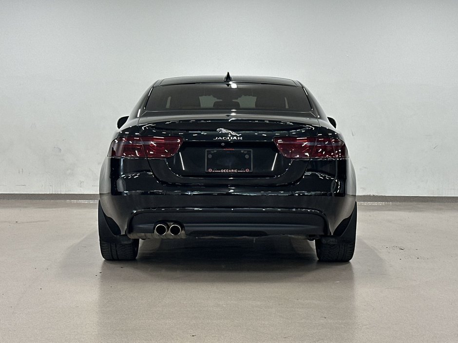 Jaguar XE 20d 2.0L AWD Prestige (2) 2018-6