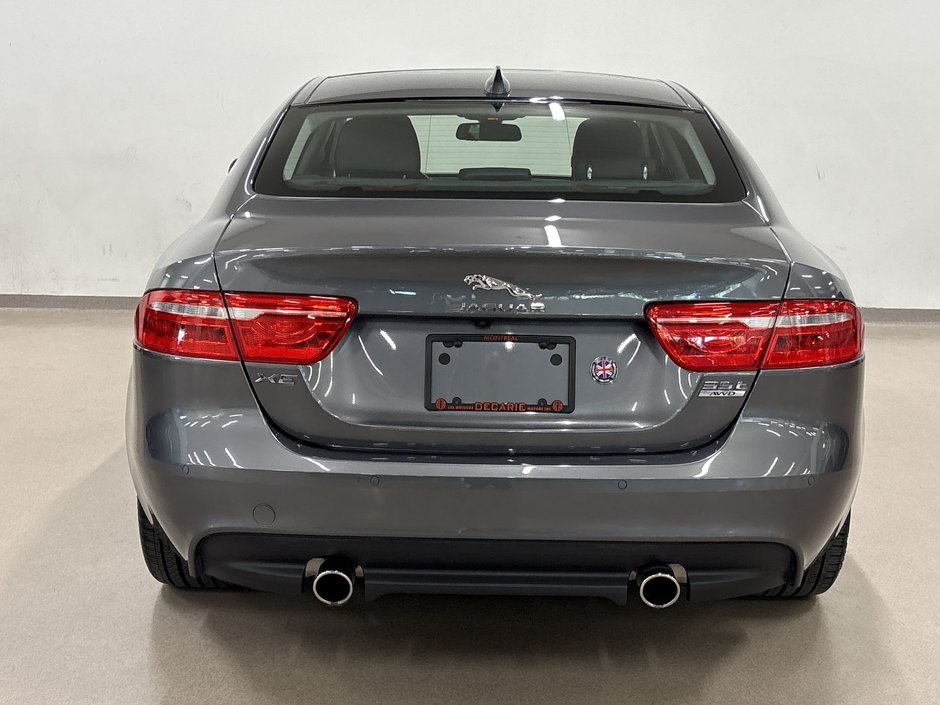 2018 Jaguar XE 35t 3.0L AWD Prestige-5