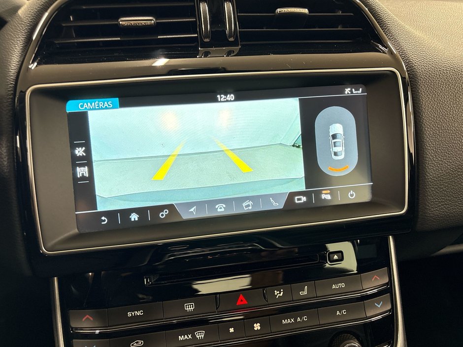 Jaguar XE 35t 3.0L AWD Prestige 2018-16