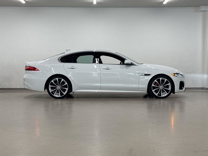 2022 Jaguar XF P300 AWD R-Dynamic SE-2