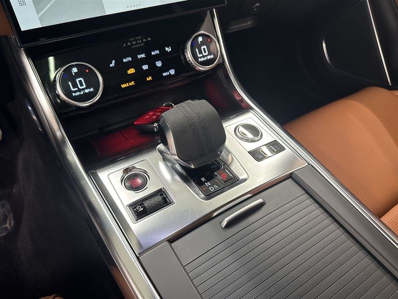 2022 Jaguar XF P300 AWD R-Dynamic SE-14