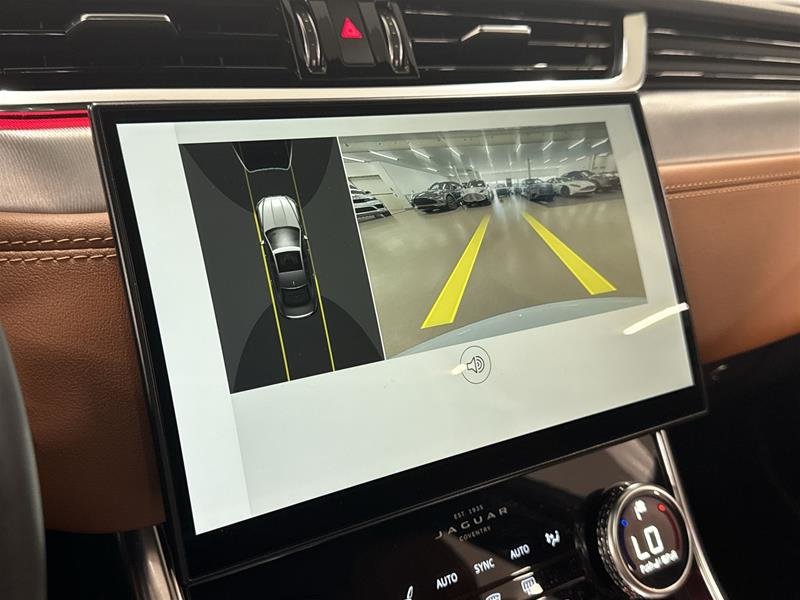2022 Jaguar XF P300 AWD R-Dynamic SE-11