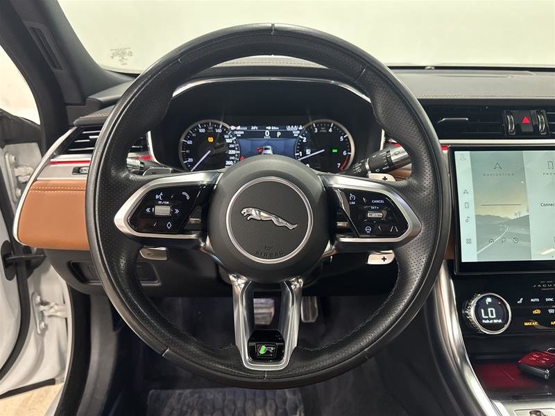 2022 Jaguar XF P300 AWD R-Dynamic SE-13