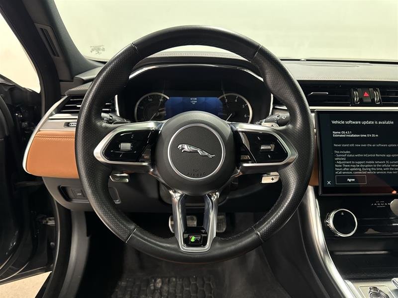 Jaguar XF P300 AWD R-Dynamic SE 2023-11