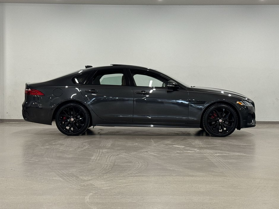 2023 Jaguar XF P300 AWD R-Dynamic SE-8