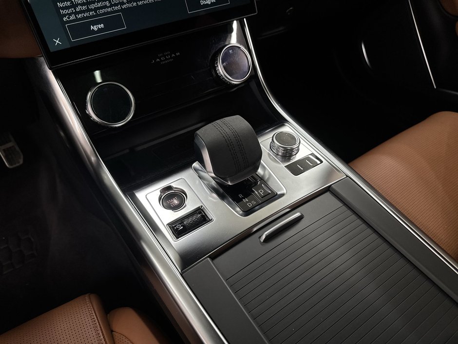 2023 Jaguar XF P300 AWD R-Dynamic SE-20