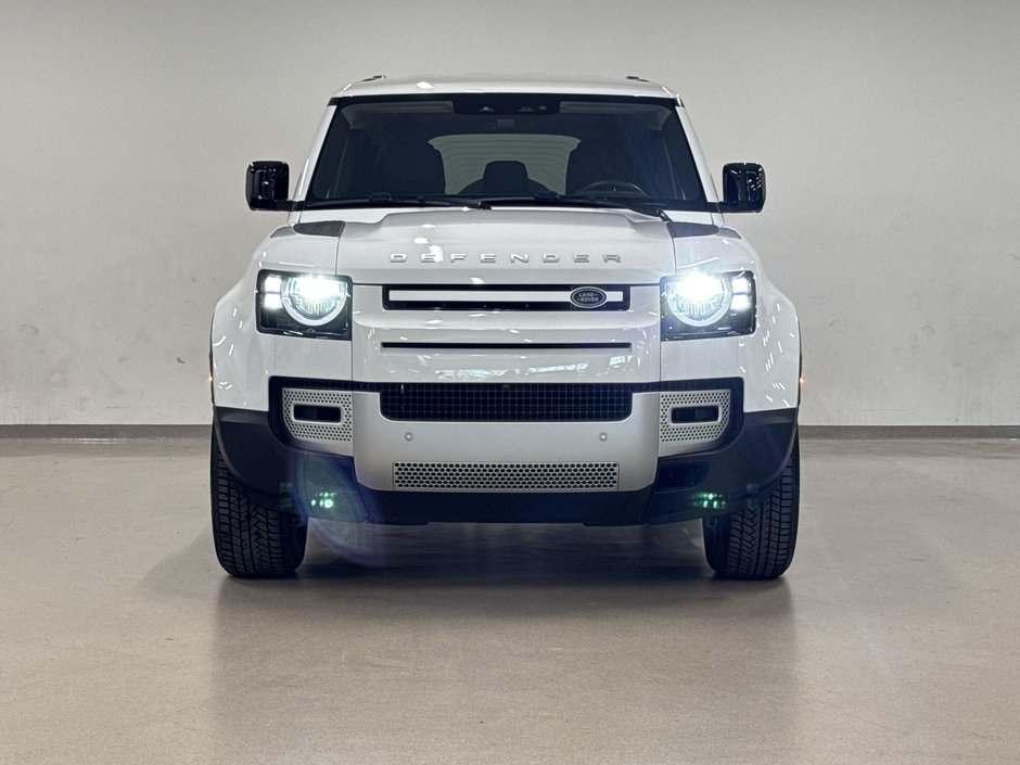 2022 Land Rover Defender 110 P300 S-2