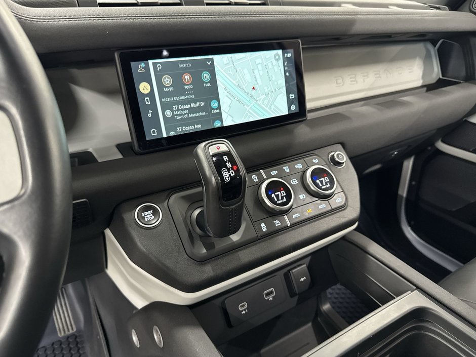 2022 Land Rover Defender 110 P300 S-20