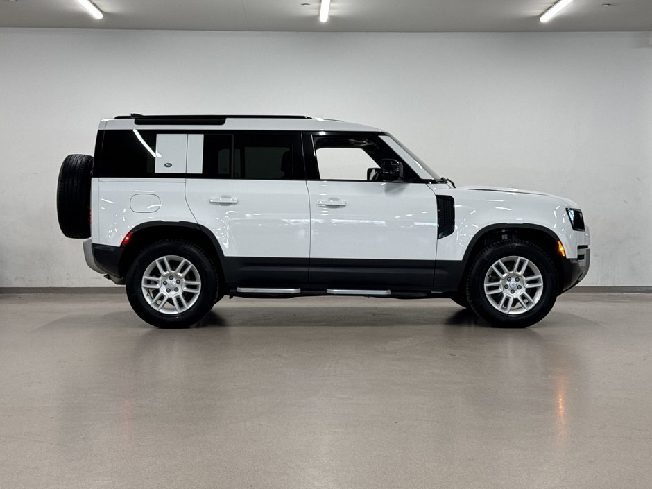 2022 Land Rover Defender 110 P300 S-8