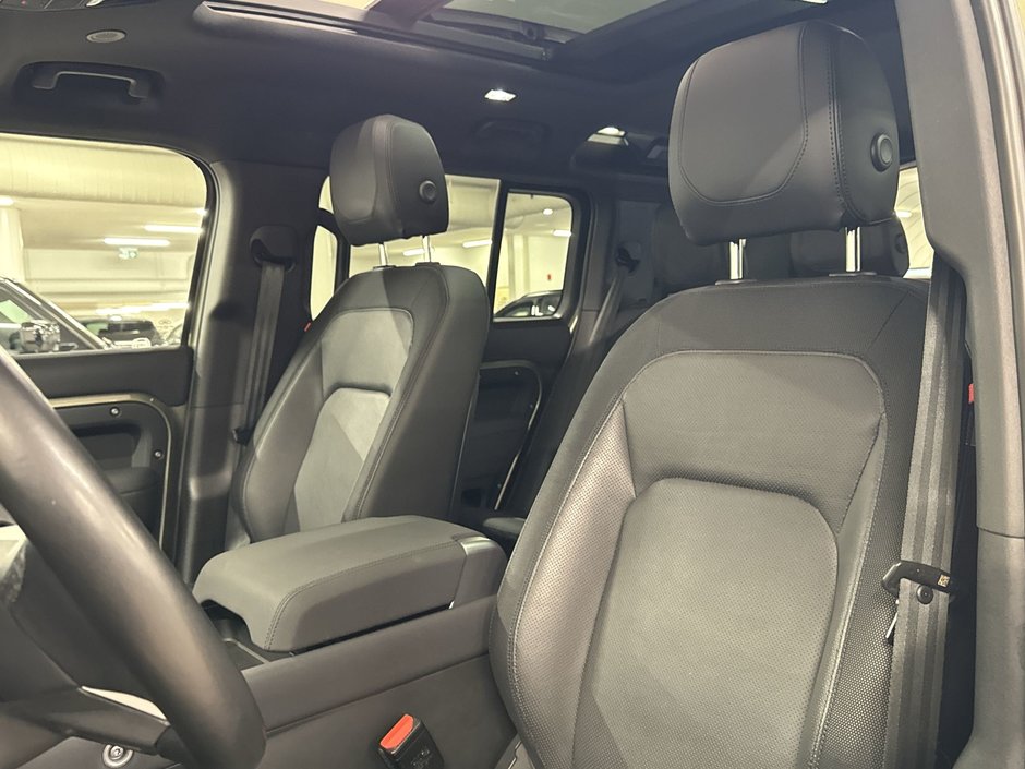 2023 Land Rover Defender 110 P400 X-Dynamic SE-15