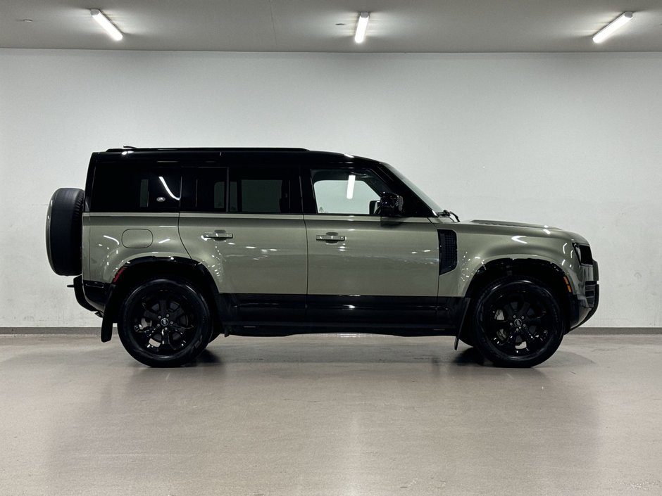 2023 Land Rover Defender 110 P400 X-Dynamic SE-10