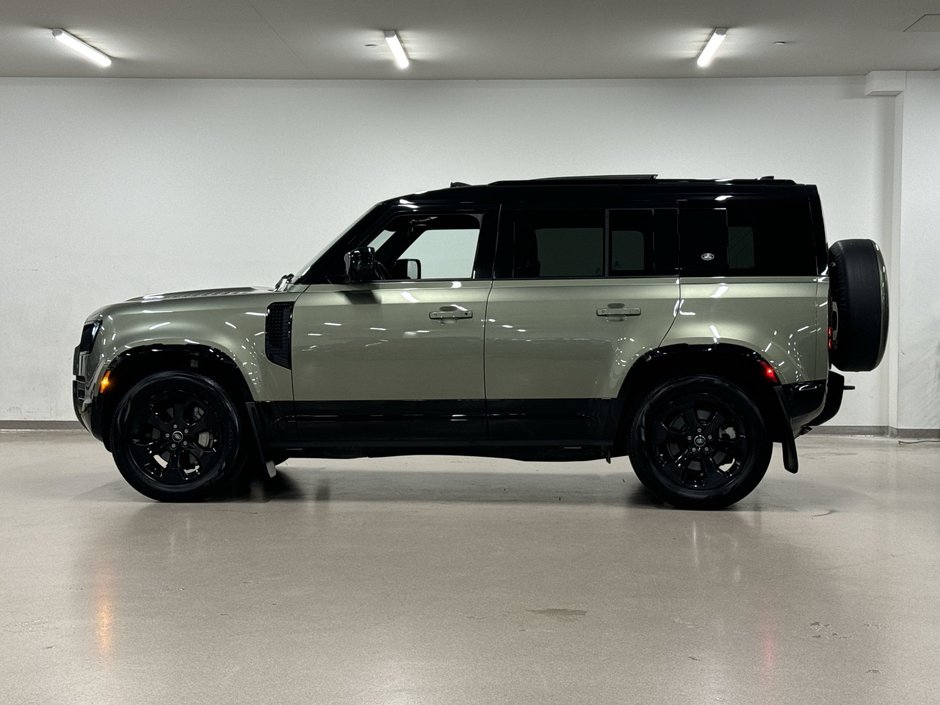 2023 Land Rover Defender 110 P400 X-Dynamic SE-11