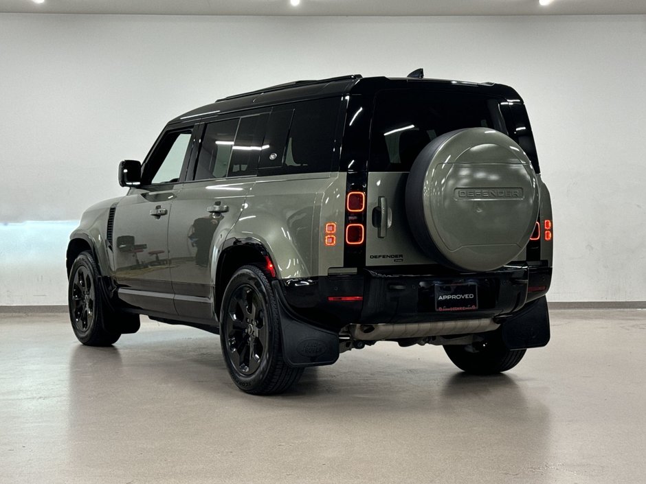 2023 Land Rover Defender 110 P400 X-Dynamic SE-13