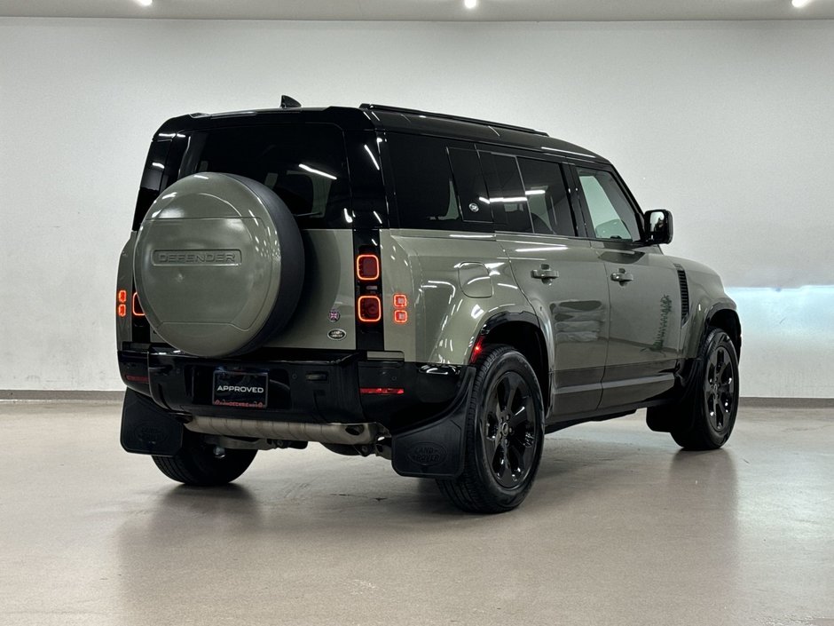 2023 Land Rover Defender 110 P400 X-Dynamic SE-7