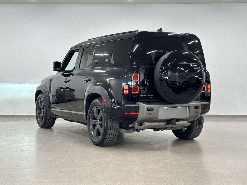2023 Land Rover Defender 110 P400 X-Dynamic SE (2)-13