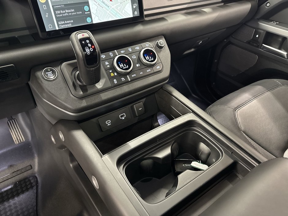 2023 Land Rover Defender 110 P400 X-Dynamic SE (2)-20