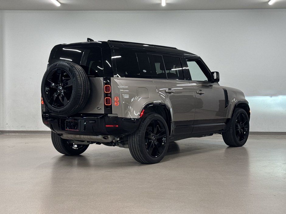 2023 Land Rover Defender 110 P400 X-Dynamic SE-7
