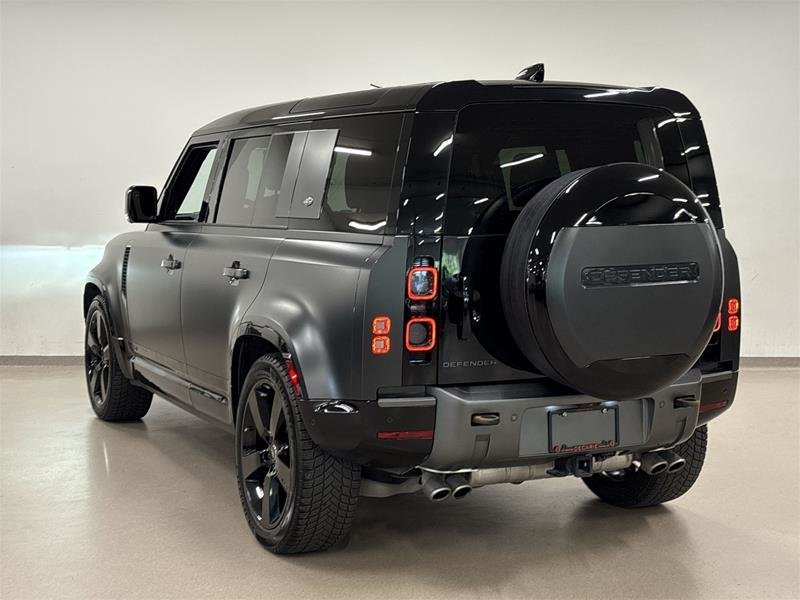 2023 Land Rover Defender 110 P525 Carpathian Edition (2)-5