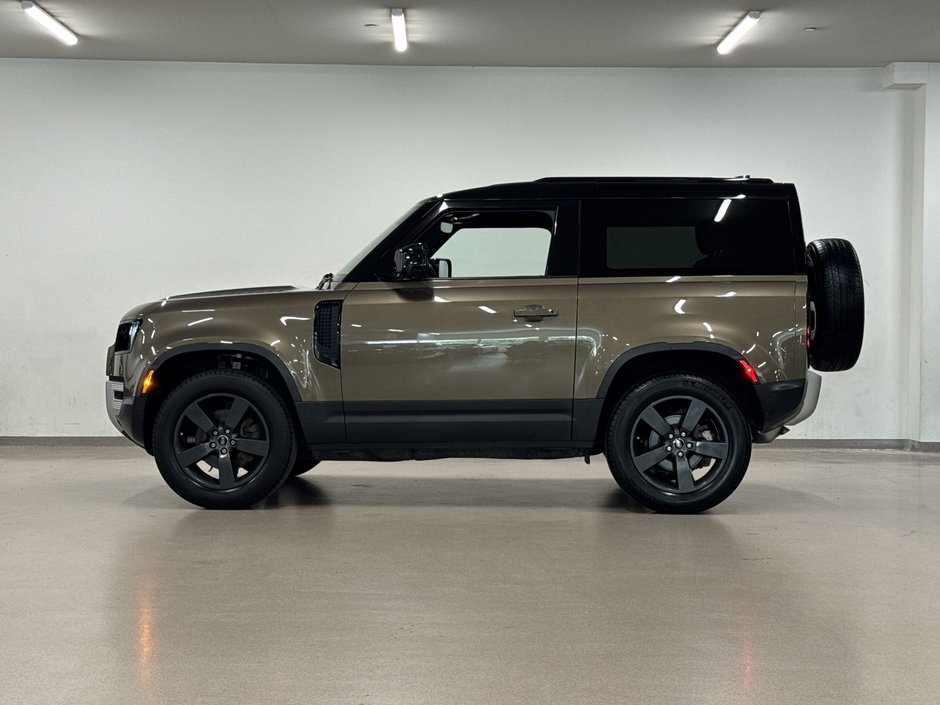 2023 Land Rover Defender 90 P300 S (2)-4