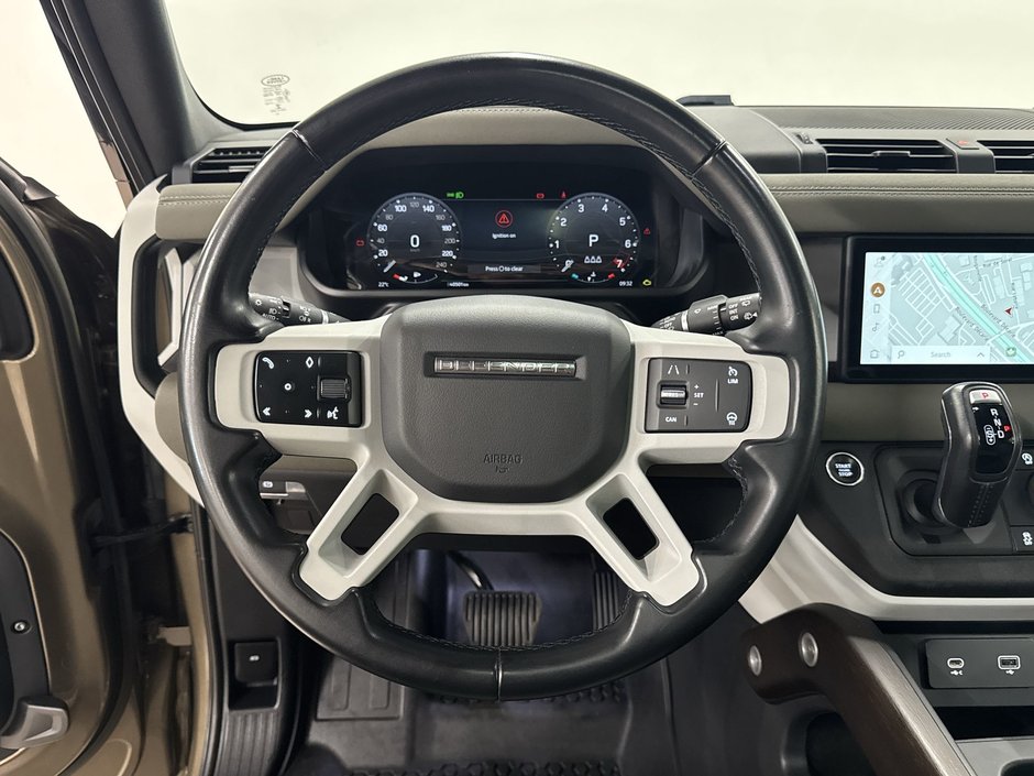 2023 Land Rover Defender 90 P300 S (2)-19