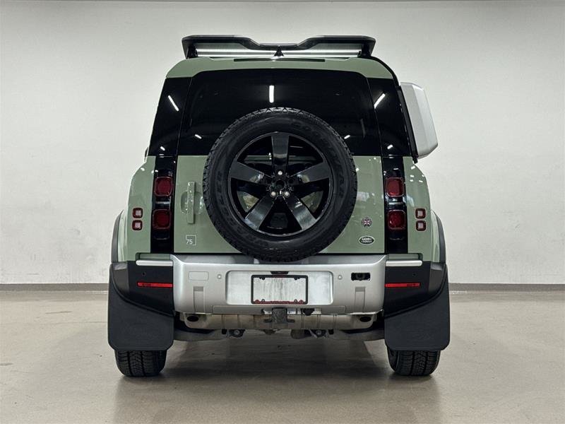 Land Rover Defender 110 P400 75th Anniversary (2) 2023-4
