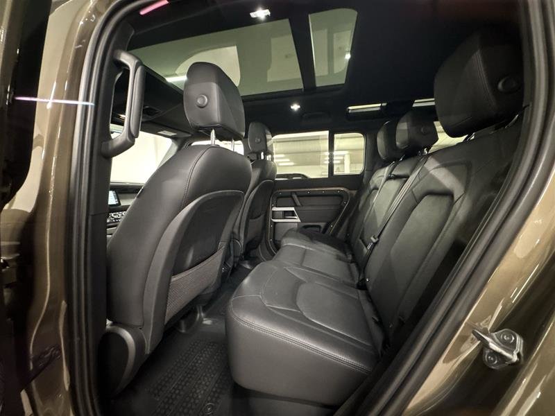 Land Rover Defender 110 P300 S (2) 2023-14