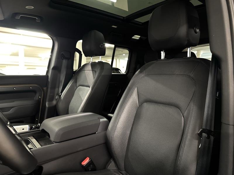 Land Rover Defender 110 P300 S (2) 2023-7