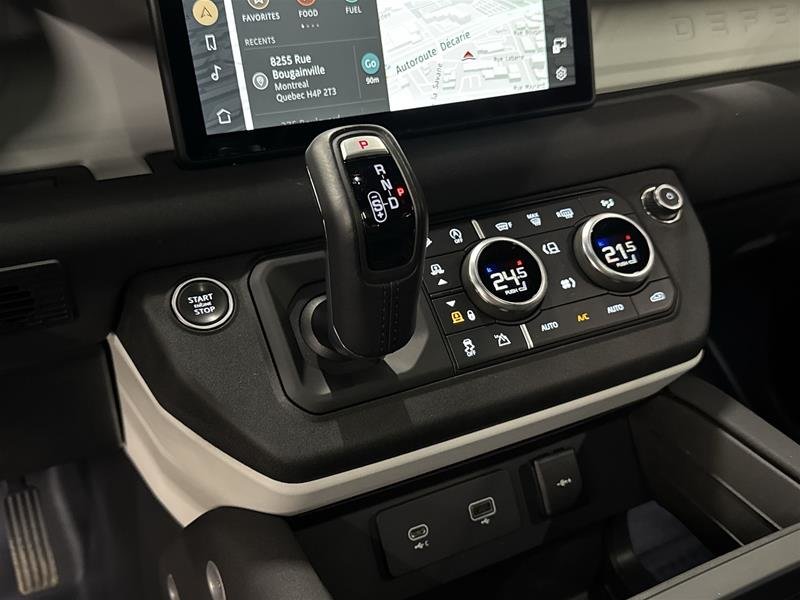 2023 Land Rover Defender 110 P300 S (2)-12