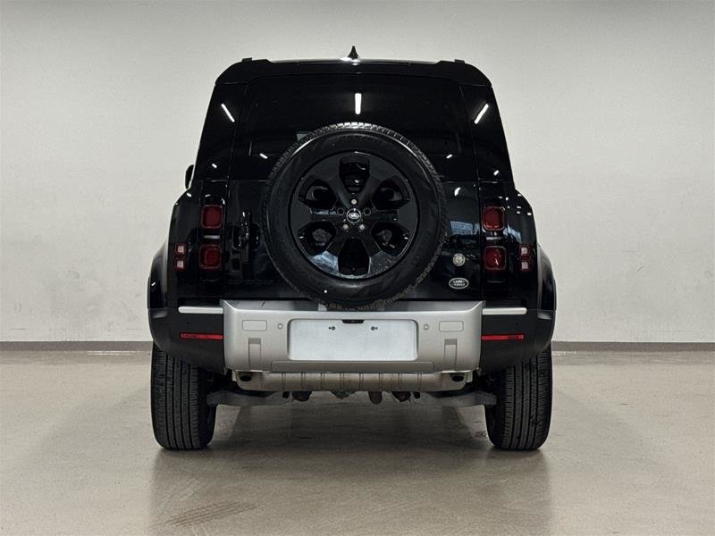 2023 Land Rover Defender 110 P300 S-4