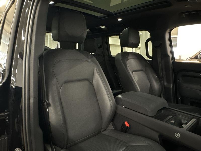 2023 Land Rover Defender 110 P300 S-16