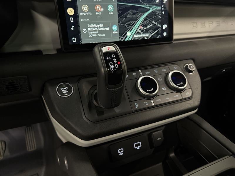 2023 Land Rover Defender 110 P300 S-12