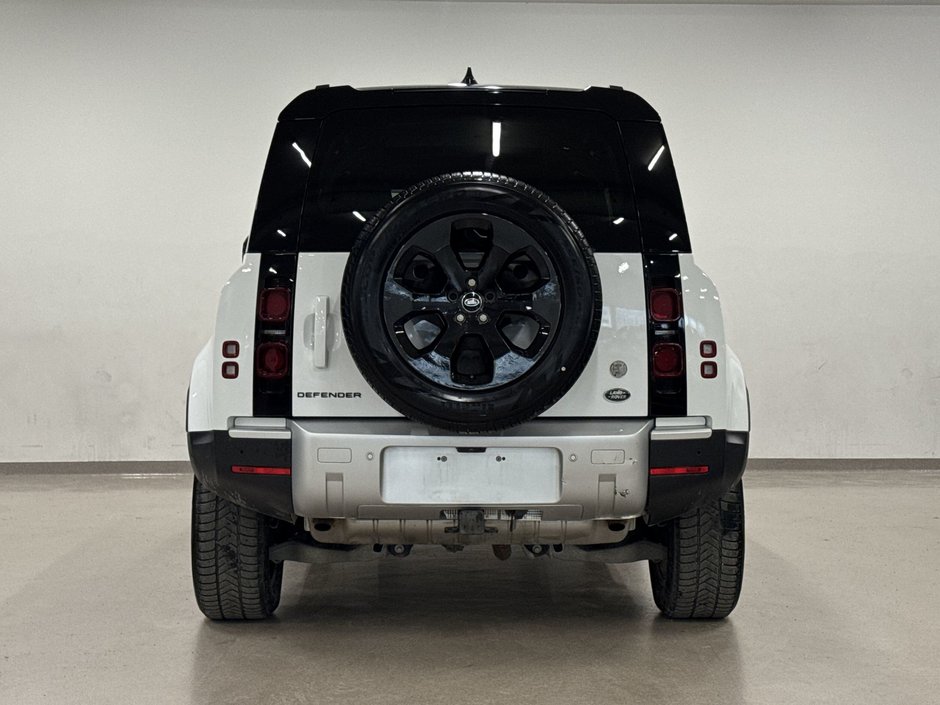 2023 Land Rover Defender 110 P300 S-12