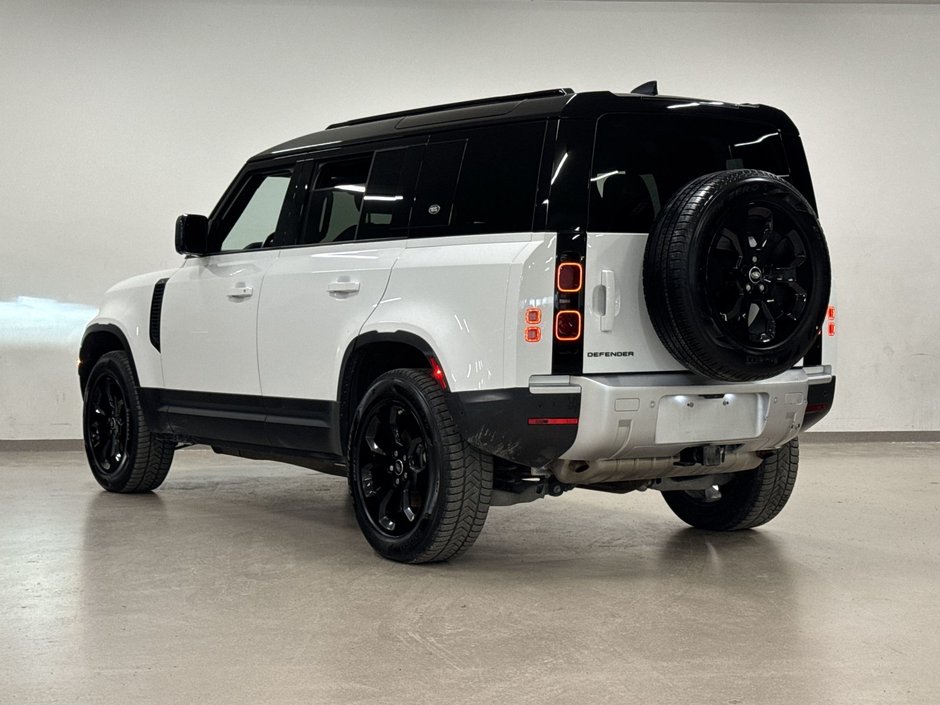 2023 Land Rover Defender 110 P300 S-13