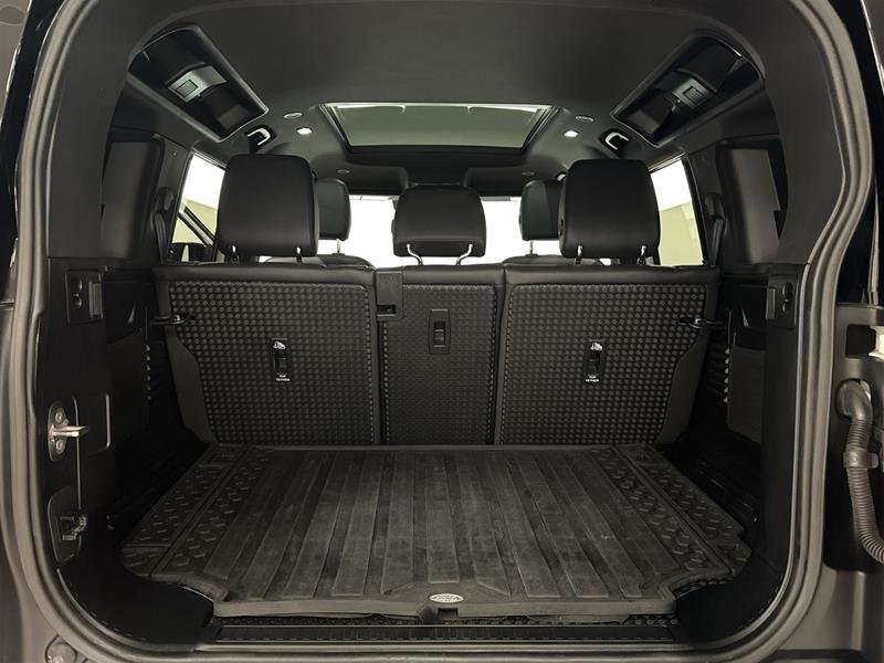 2023 Land Rover Defender 110 P300 S-15