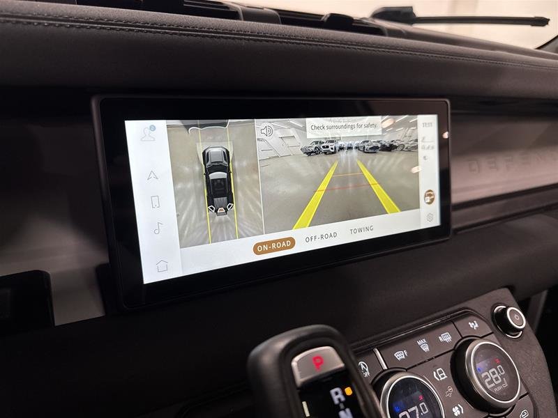 2023 Land Rover Defender 110 P300 S-9