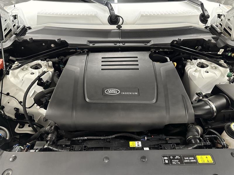 2023 Land Rover Defender 110 P300 S-17