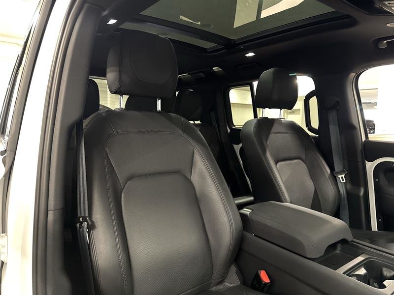 2023 Land Rover Defender 110 P300 S-16