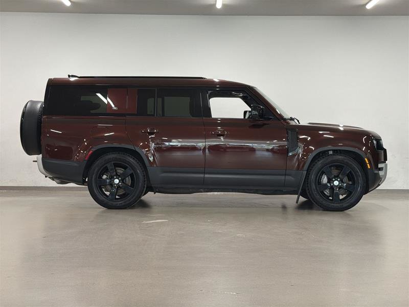 2023 Land Rover Defender 130 P400 First Edition (2)-2